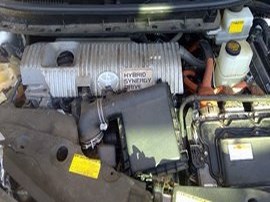 2013 TOYOTA PRIUS SILVER, V MODEL, 1.8L, AT.  Z24906